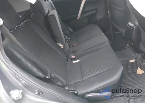 2018 Toyota Rav4 Le z USA, uszkodzony, nr VIN 2T3BFREV3JW745726